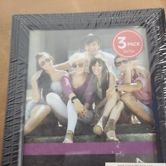 Pinnit Black Trim Snap Showcase Your Life 3pk 5"x7" Glass Cover Picture Frames - Picture 6 of 16